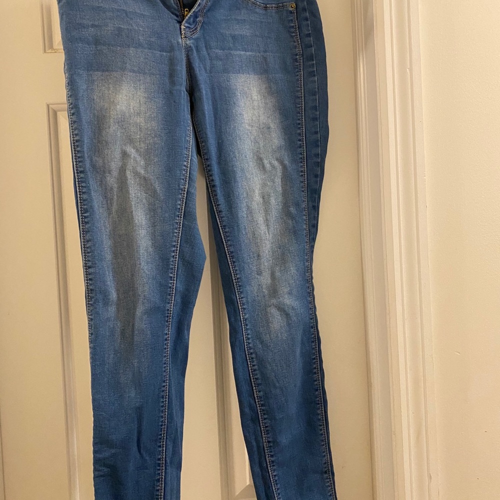 Skinny jeans